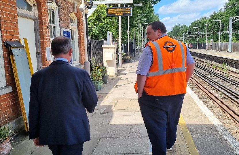 Hatch End Station